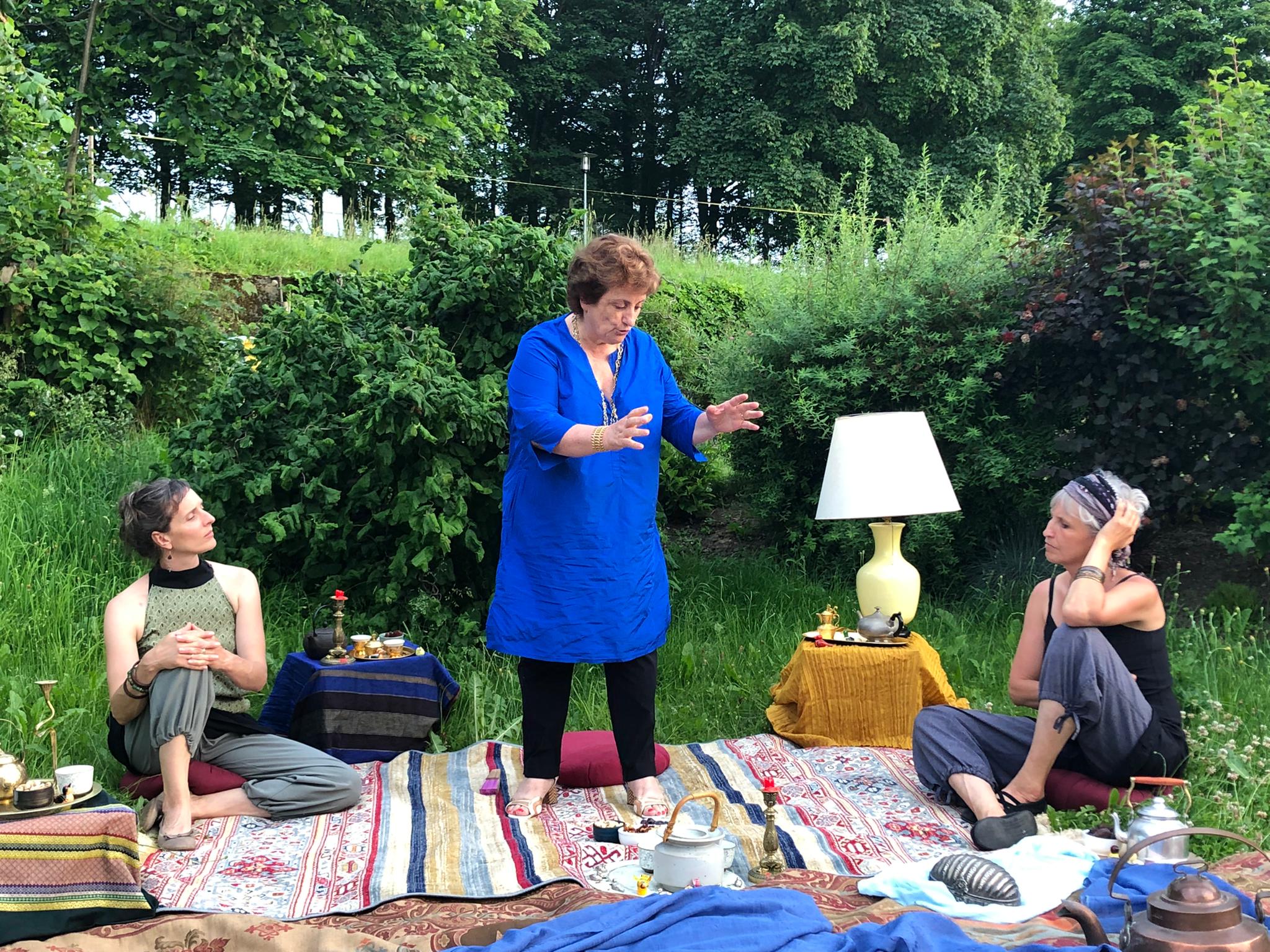 Rêverie autour des feuilles de thé